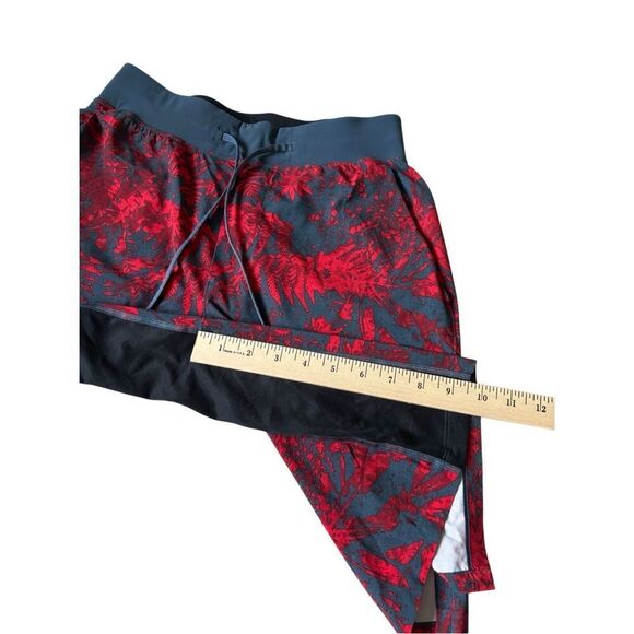 Lululemon T.H.E. Shorts Linerless size XS Canopy Hot Heat Mach Blue 9.5” Athleti - Picture 5 of 9